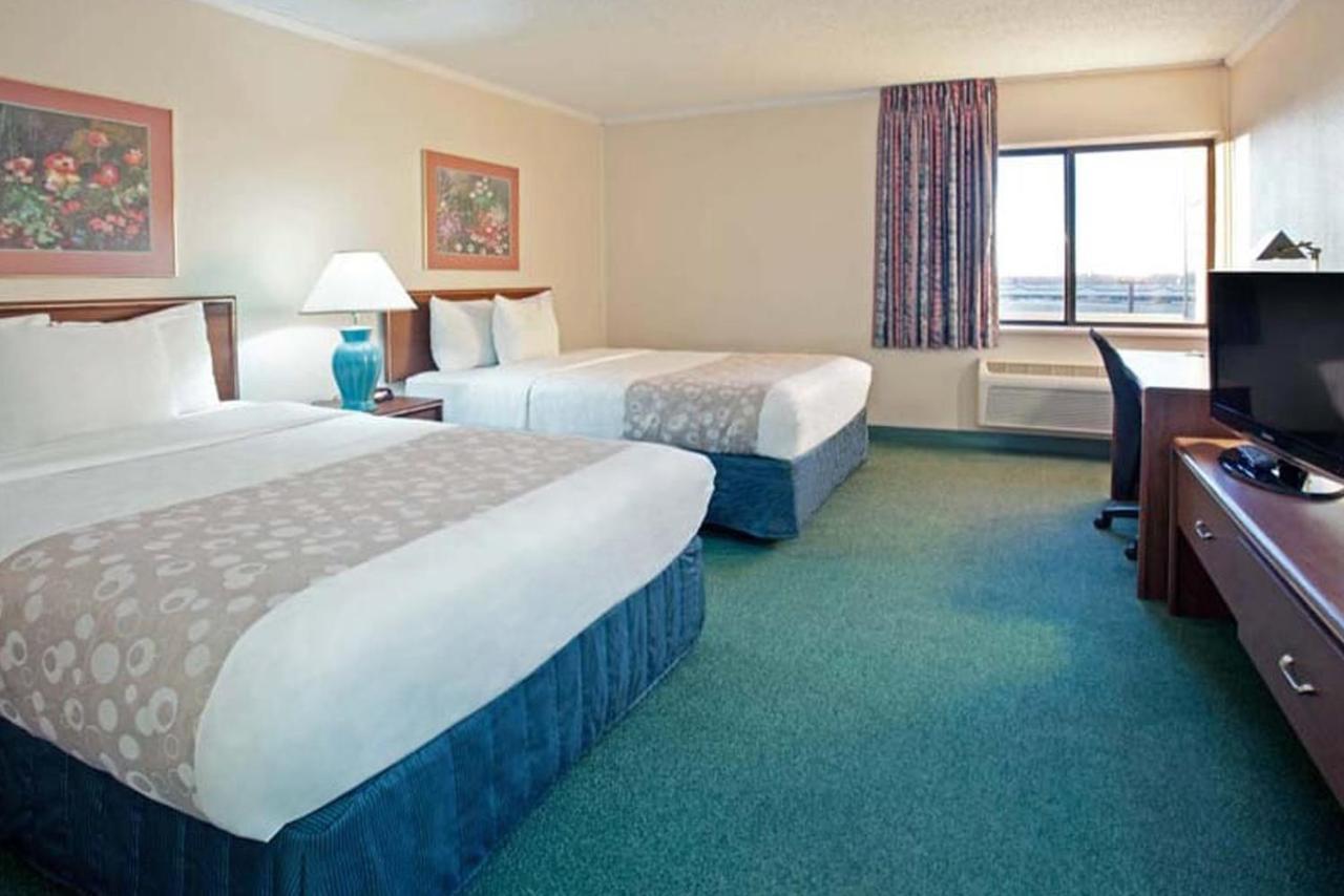 La Quinta Inn By Wyndham Indianapolis East-Post Drive Exterior foto