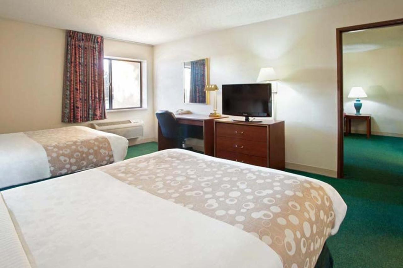 La Quinta Inn By Wyndham Indianapolis East-Post Drive Exterior foto