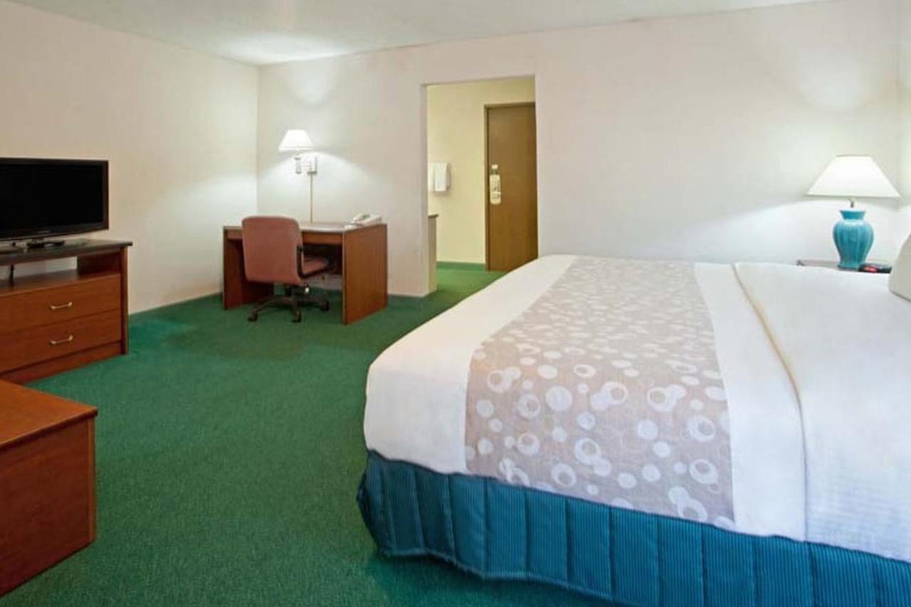 La Quinta Inn By Wyndham Indianapolis East-Post Drive Exterior foto
